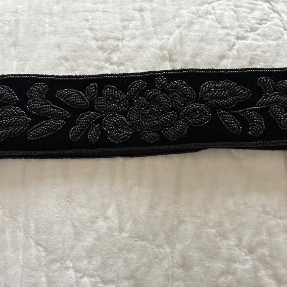 NWT Vintage Regale Rose Motif Beaded Belt M - Picture 1 of 4